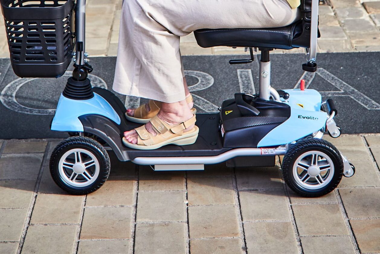 Evolite - 4 mph Mobility Scooter