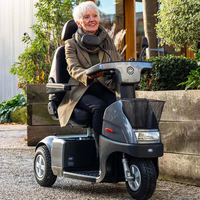 Breeze Midi 3 - 8 mph Mobility Scooter - MobilityCo