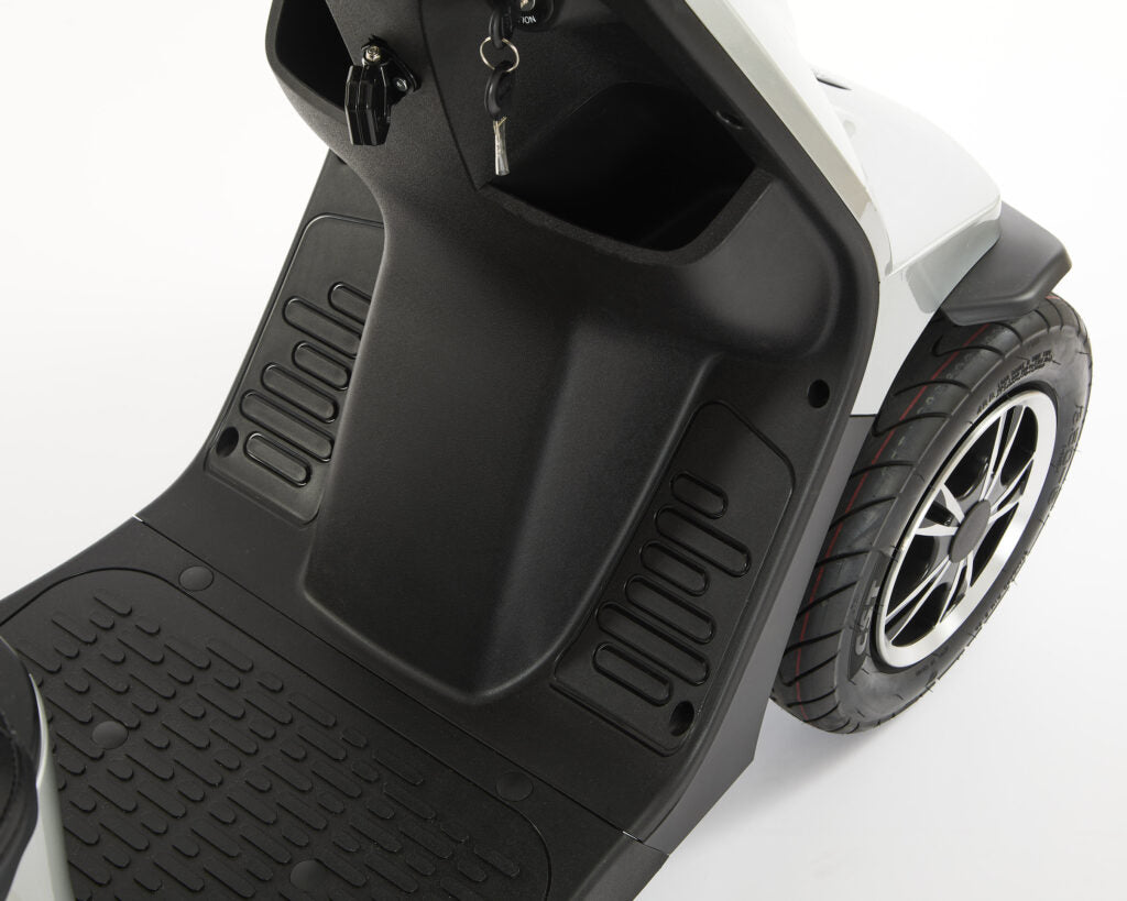 Xquisite 8 mph Mobility Scooter