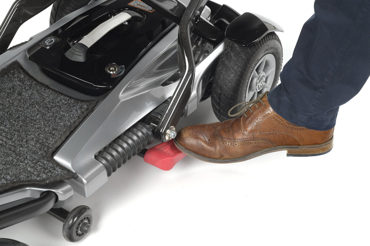 Minimo Autofold 4 mph Mobility Scooter - MobilityCo