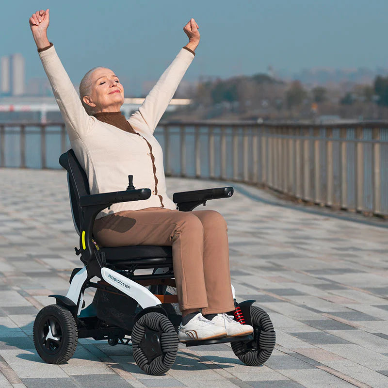 Robooter E60 Folding Powerchair - MobilityCo