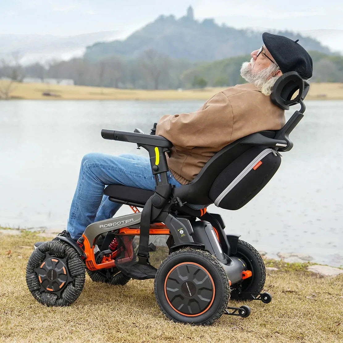 Robooter E60 Pro GT All Terrain Folding Powerchair