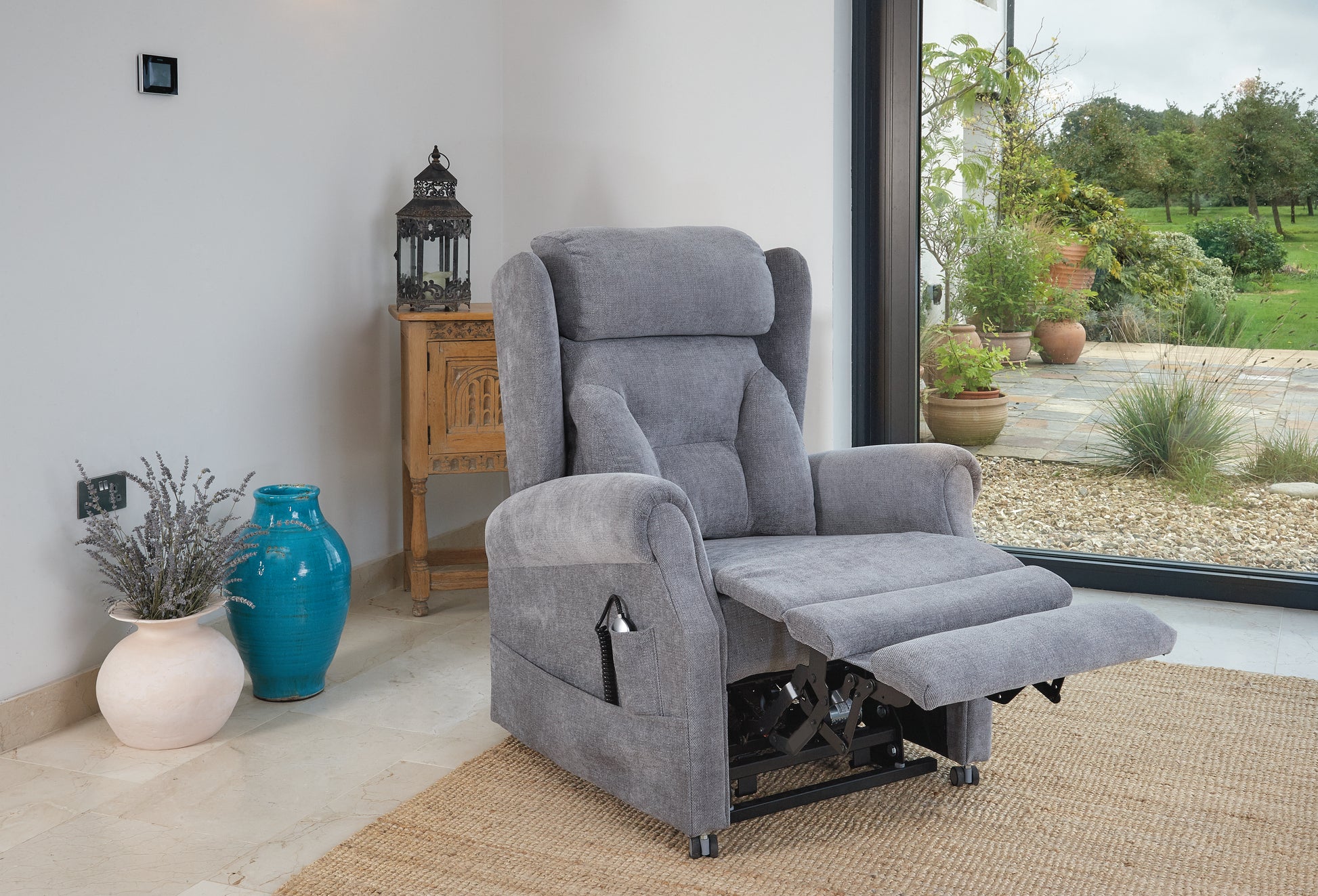 Fenlake Riser Recliner - MobilityCo
