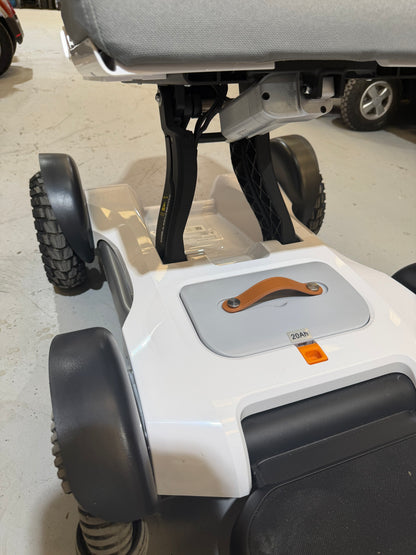 Robooter X40 Ex Demo Powerchair