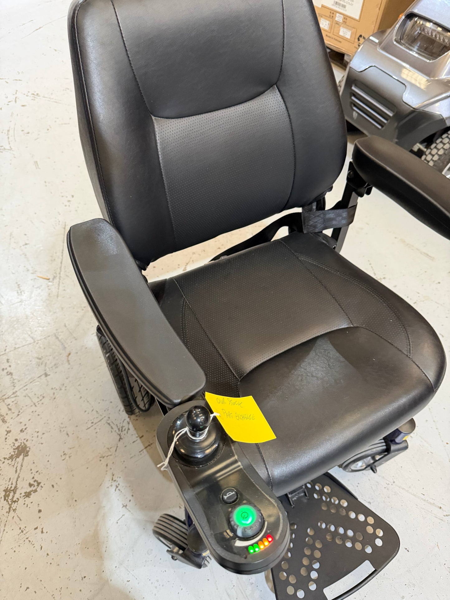 Ex Demo Reno Elite Powerchair