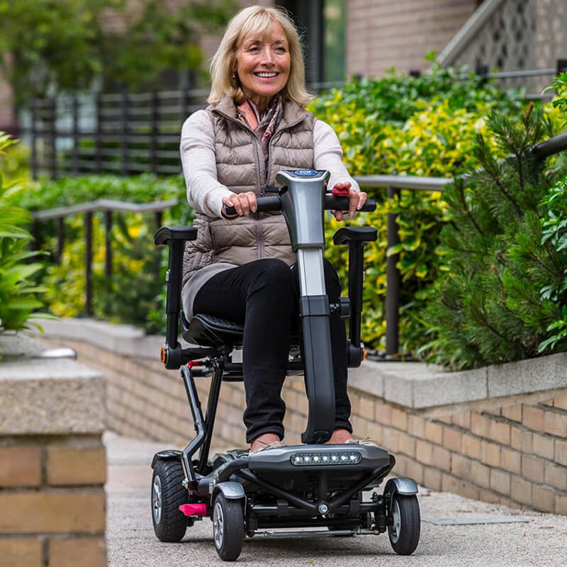 Minimo Autofold 4 mph Mobility Scooter - MobilityCo