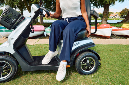 Xquisite 8 mph Mobility Scooter