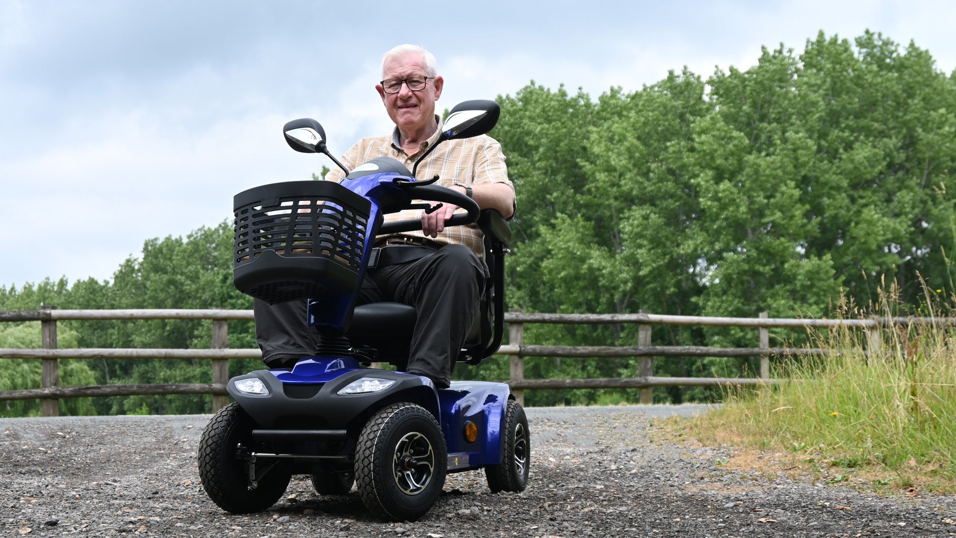 Phoenix 8 mph Mobility Scooter - MobilityCo