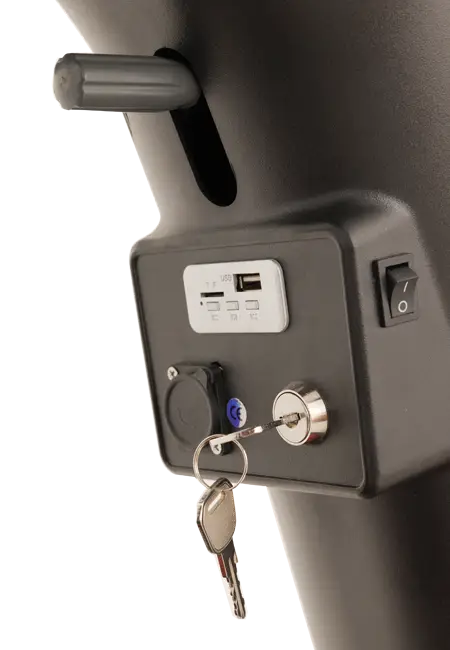 Savvy 8 - 8 mph Mobility Scooter
