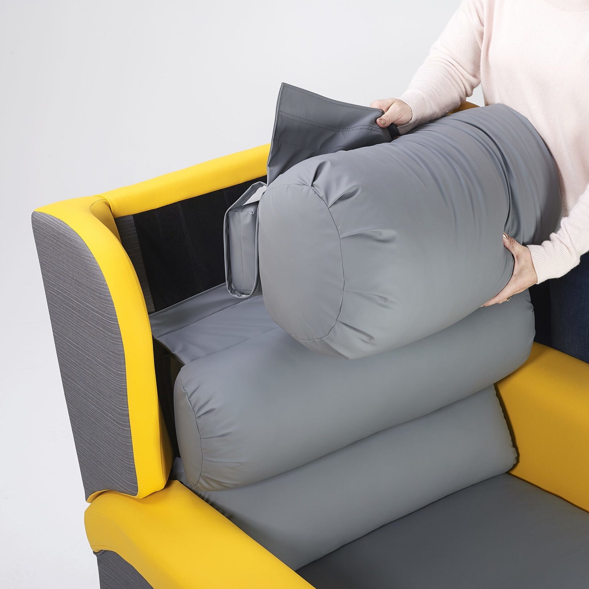 Arden Bariatric Care Riser Recliner - MobilityCo