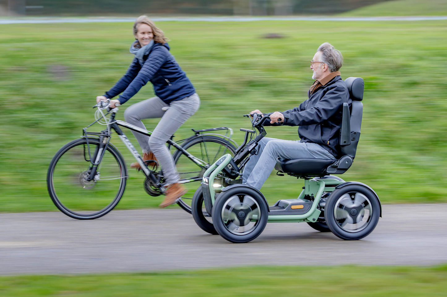 S800 Scoozy 8 mph Mobility Scooter