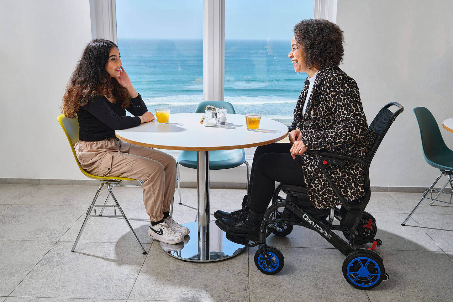 QUICKIE Q50 R Carbon Folding Powerchair